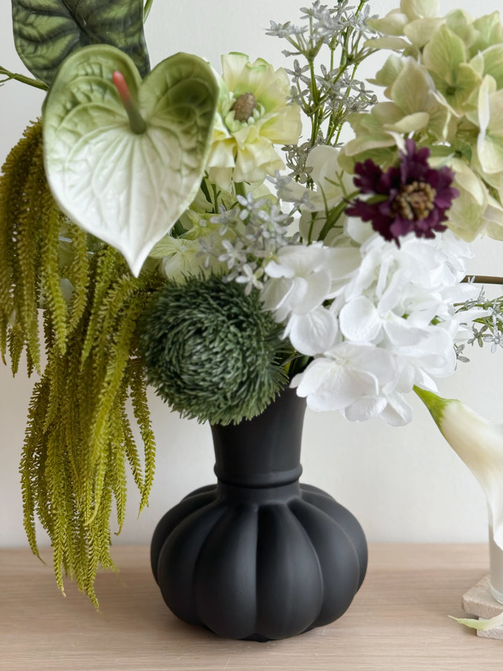 Fresh Stillness in the Vase (1-sided) - 3LittlePicks