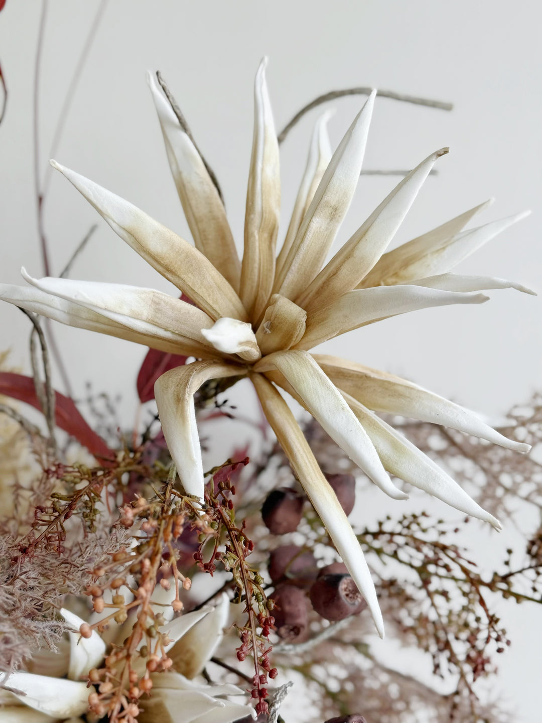 Earthen Wild Bloom in the Vase (1-sided)