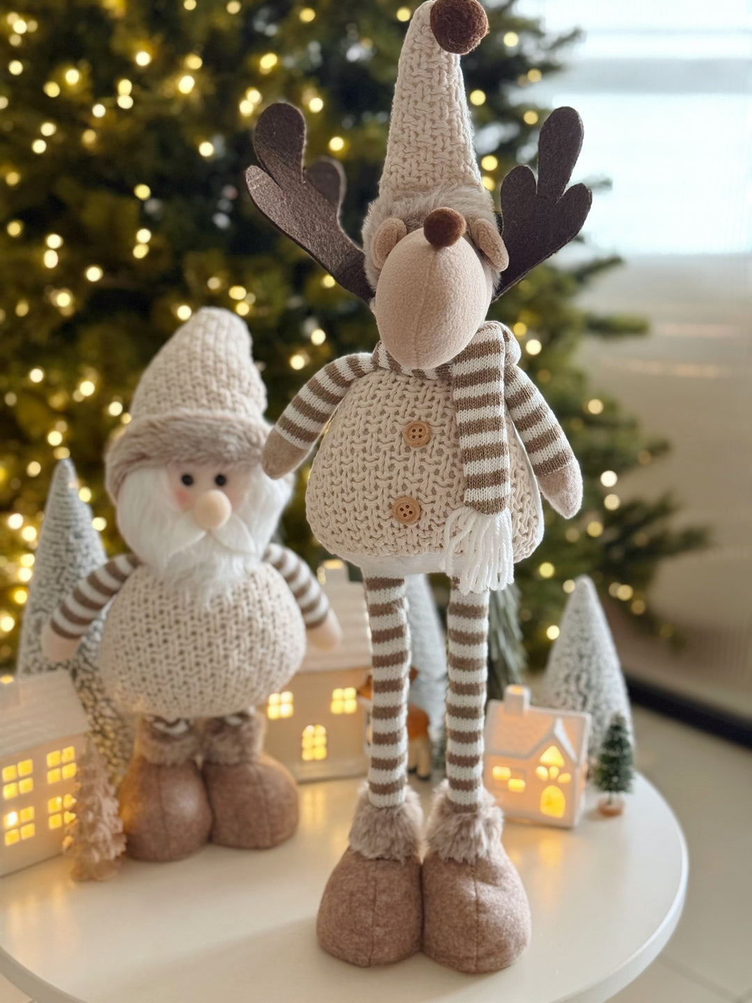 Cosy Christmas Stretch-Leg Friends (2 options)