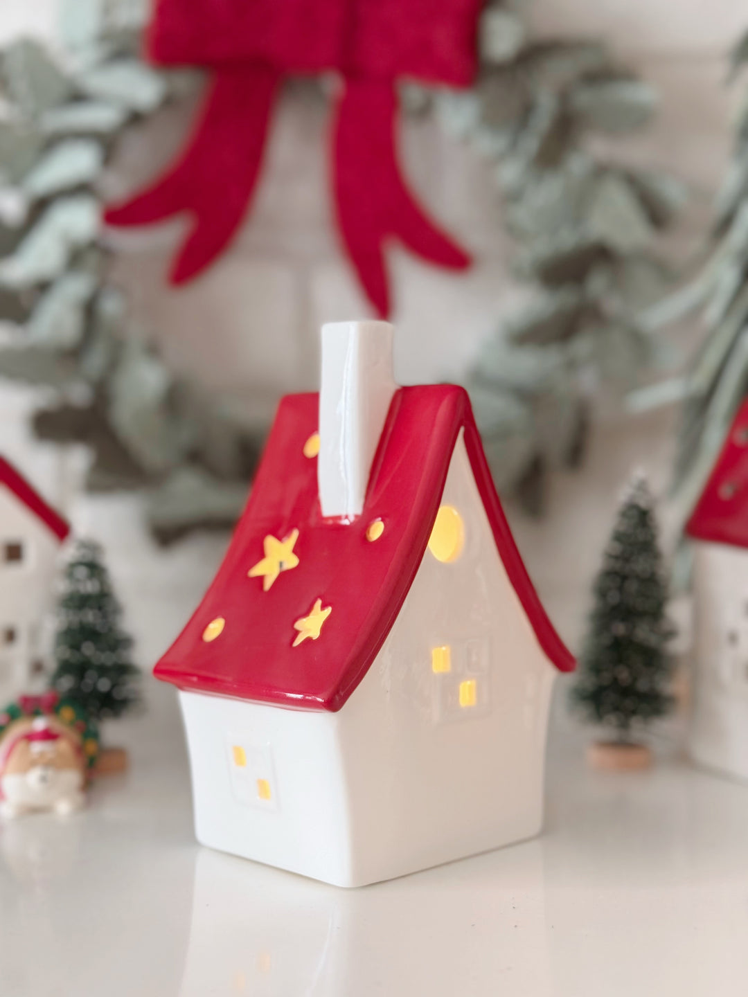 PRE-ORDER (26-30 Oct): Red Roof Light-Up Porcelain Village Collection (4 options)