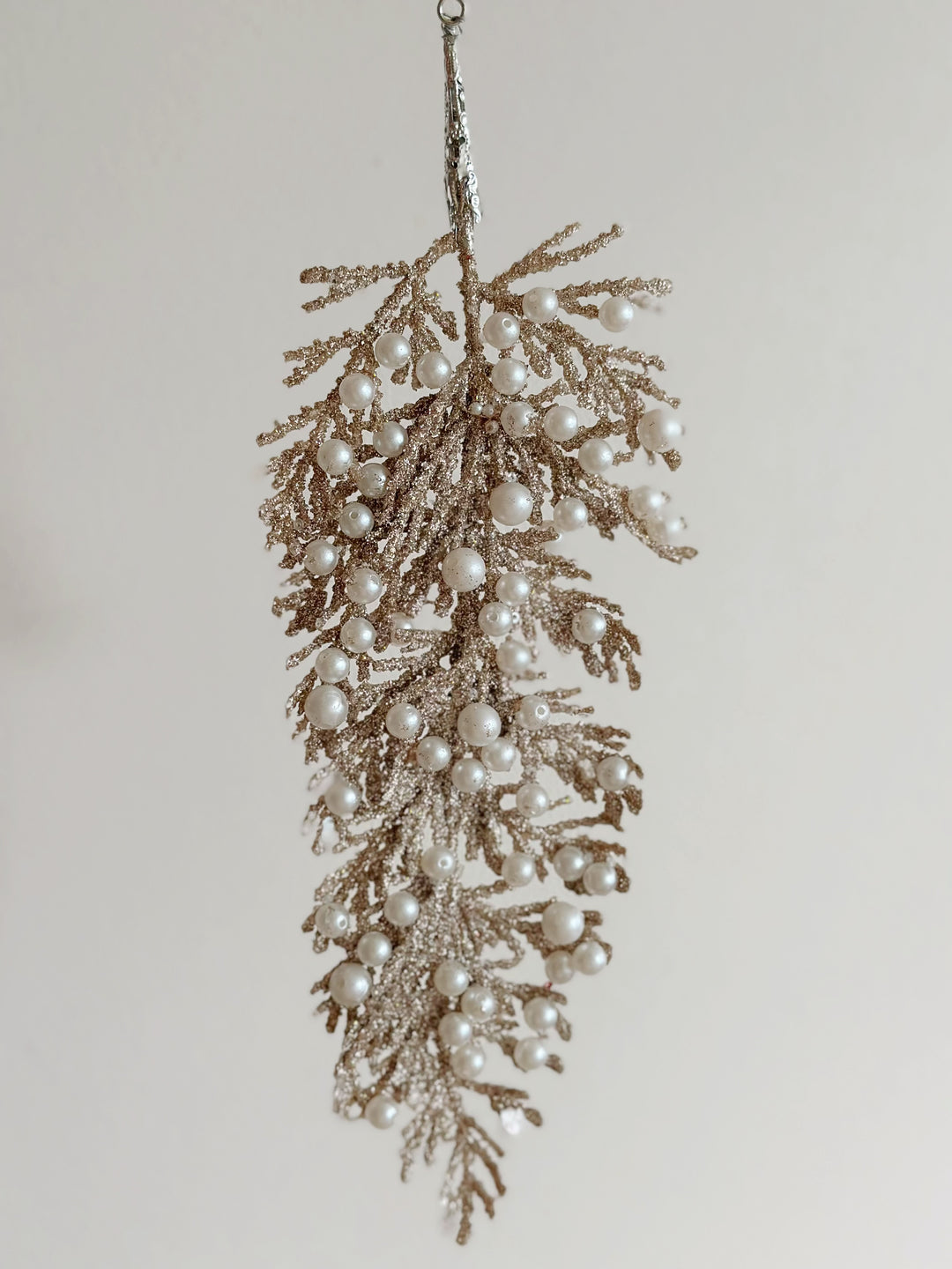 PRE-ORDER (19-20 Oct): Glittered Champagne Fern Ornament