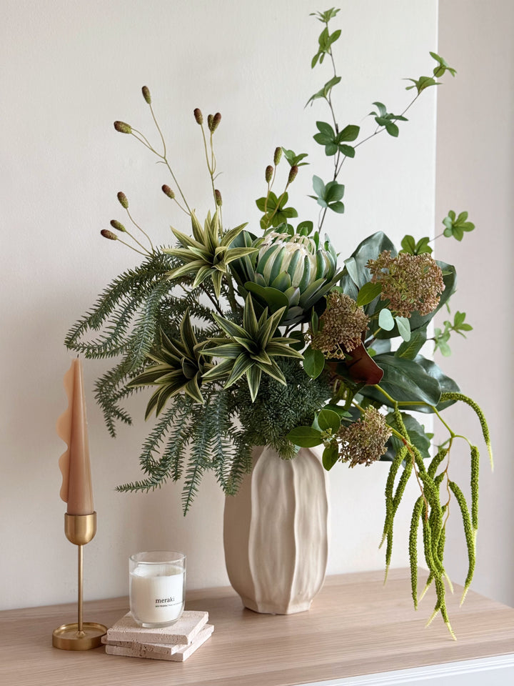 Botanical Rhythm in the Vase (1-sided)