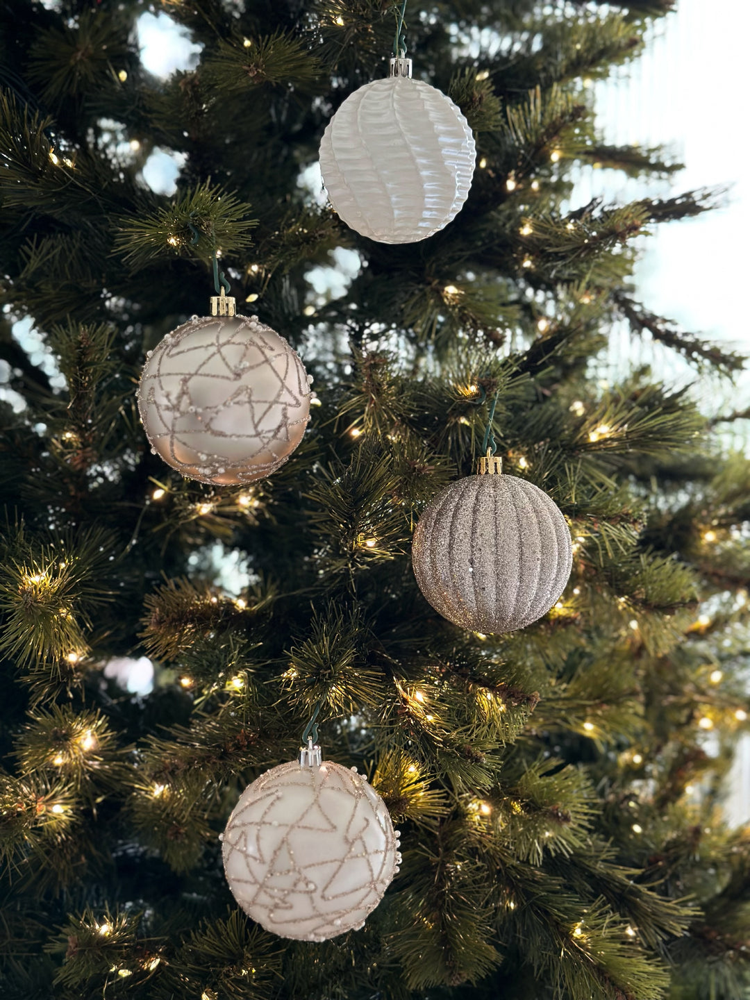 PRE-ORDER (15-21 Oct): Champagne & Snow White Satin 8cm Bauble Set (set of 12)