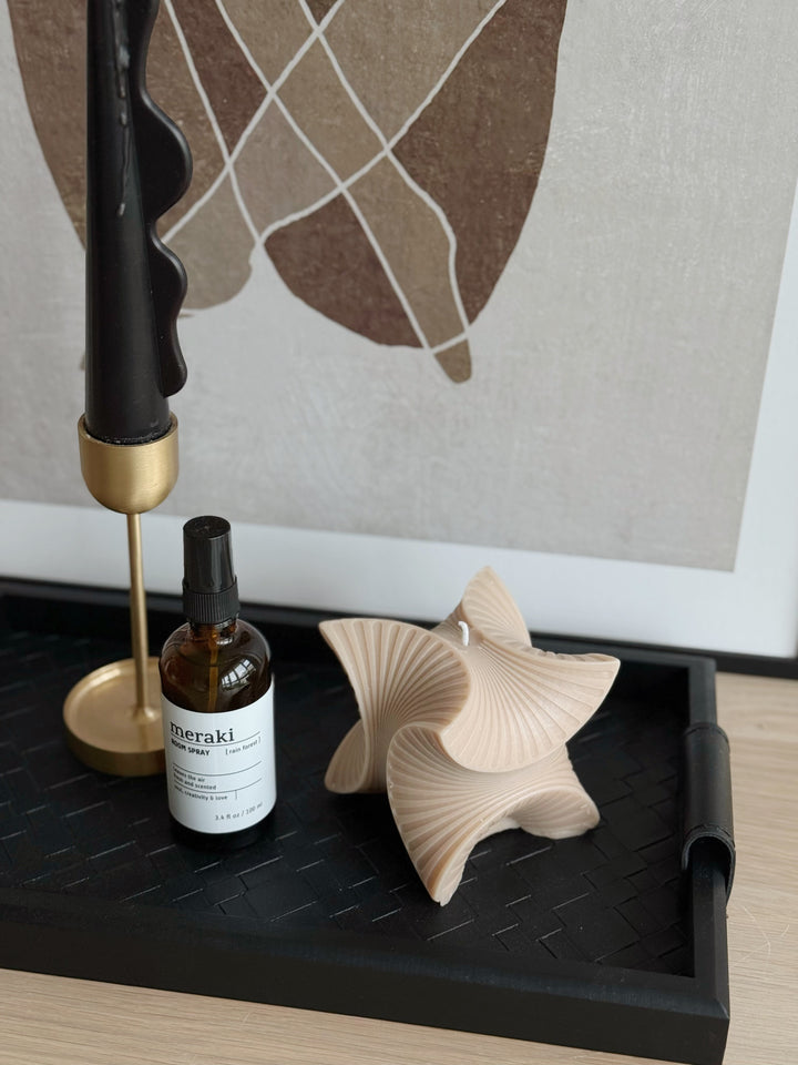 Latte Whirlform Candle