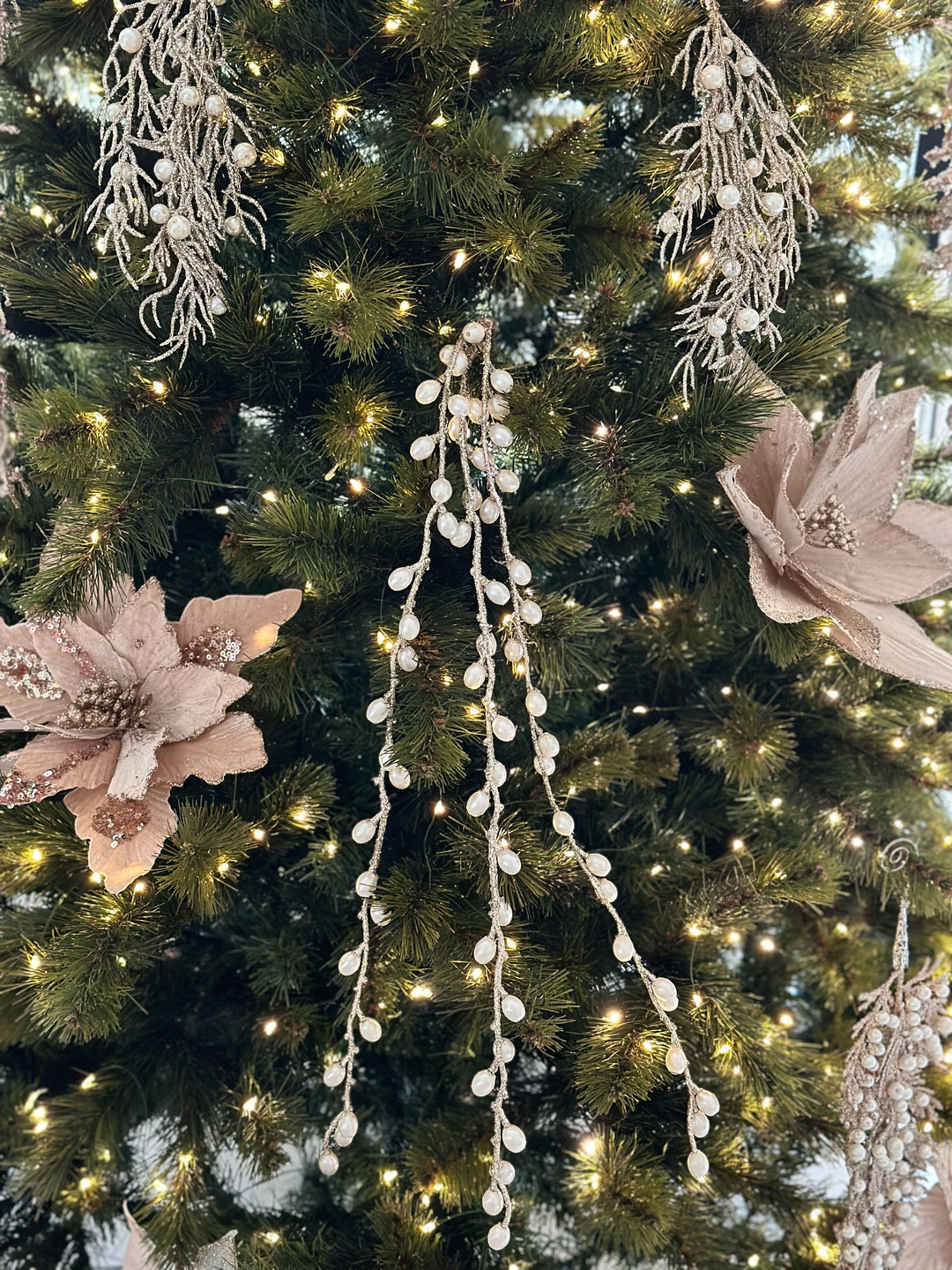 PRE-ORDER (16-20 Oct): Pearl Cascade Champagne Branch