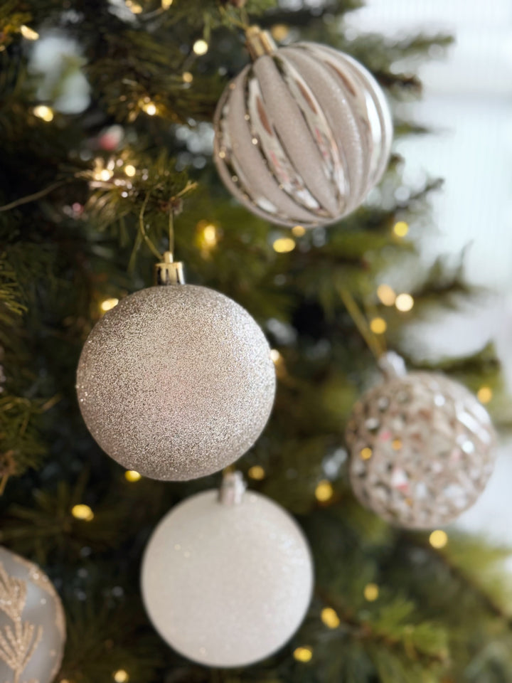Winter Radiance 8cm Bauble Set (Set of 8)