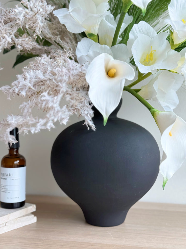 Verdant Veil in the Vase (1-sided)