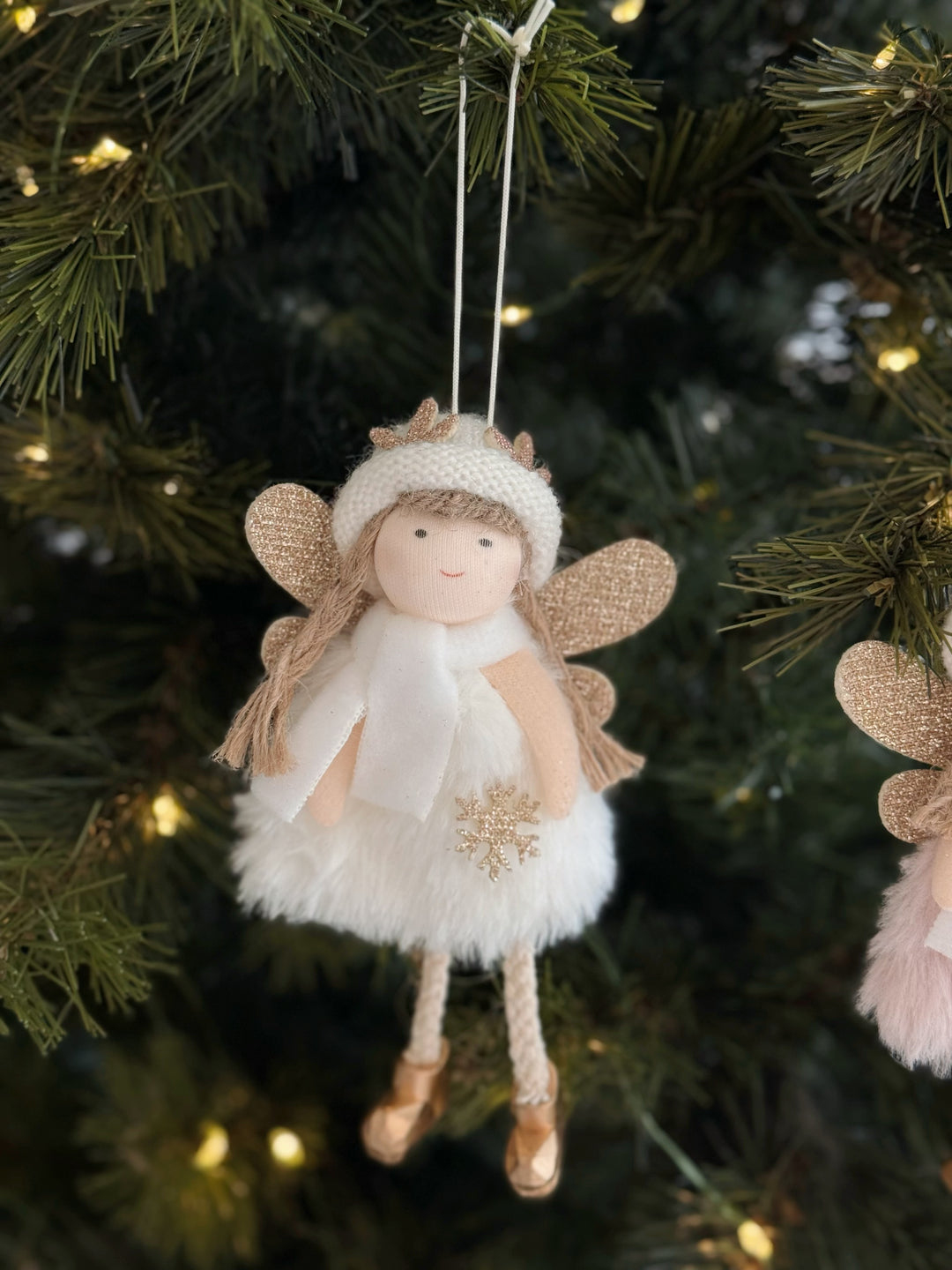 Golden Wing Angel Ornament (2 colours)