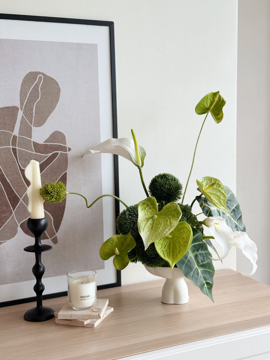 Sculpted Verdure in the Pedestal (1-sided)