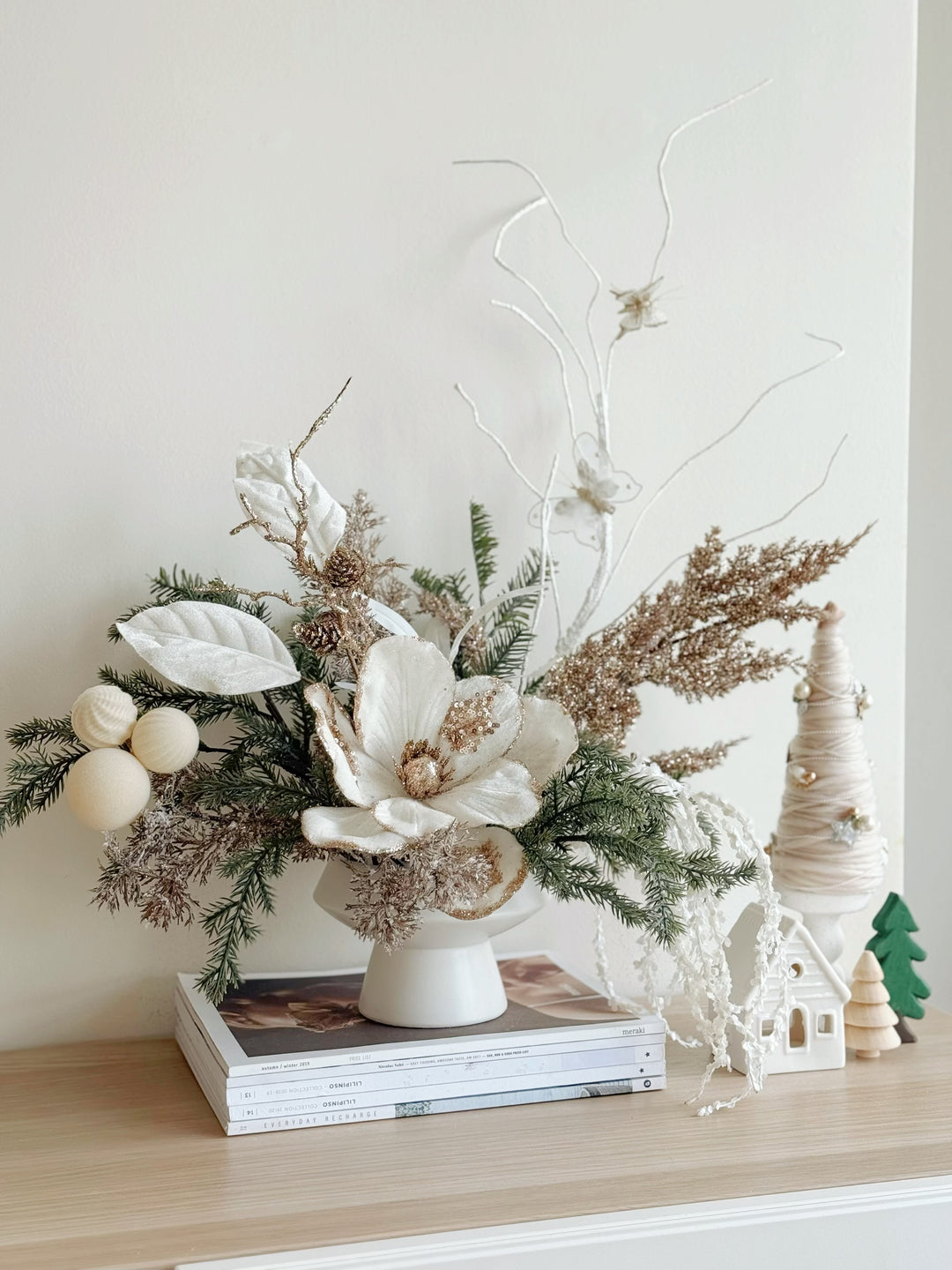 Golden Whisper in the Vase (1-sided)