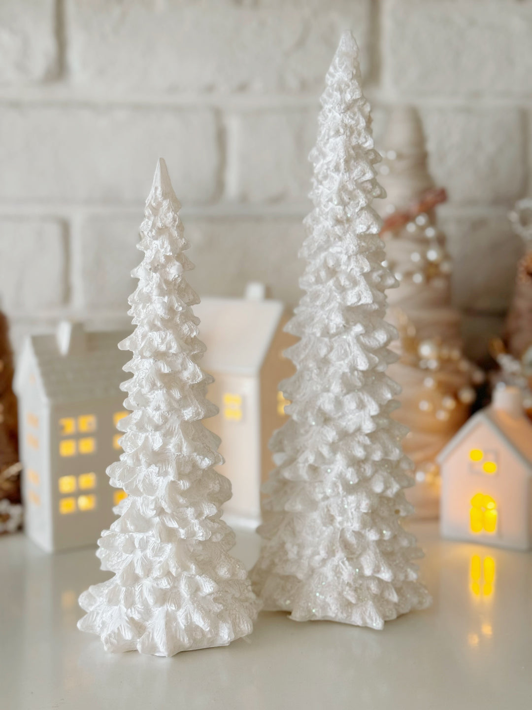 Snowglow Light-Up Christmas Tree (2 sizes)