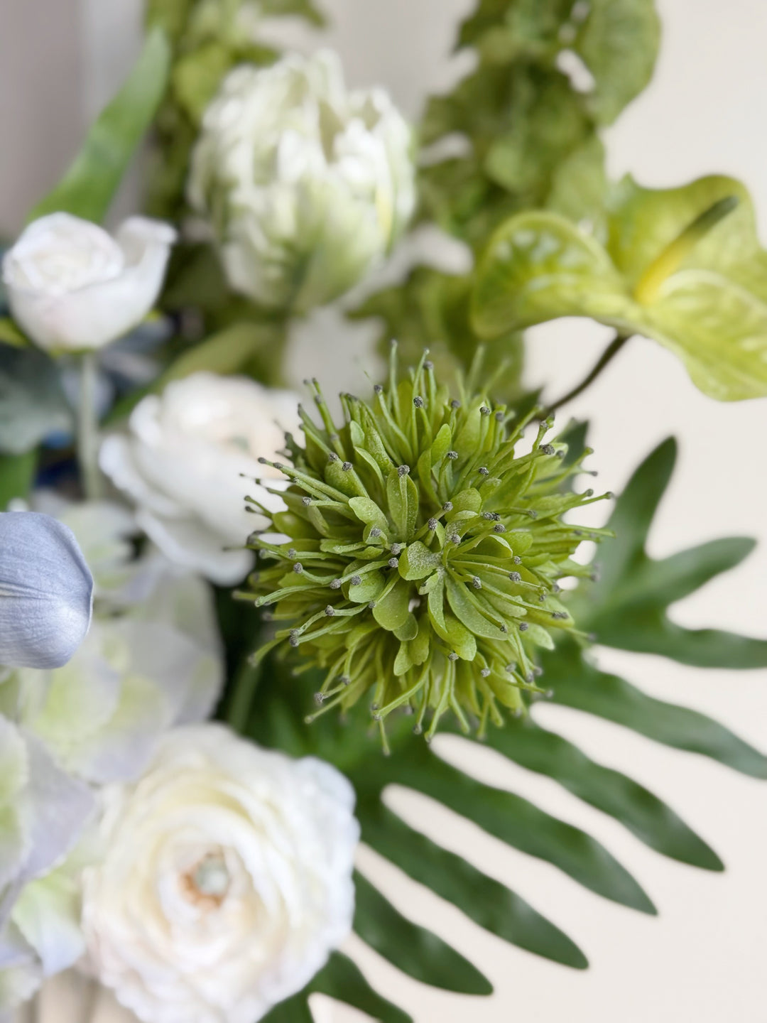 Azure Verdelle Bloom in the Vase (1-sided)