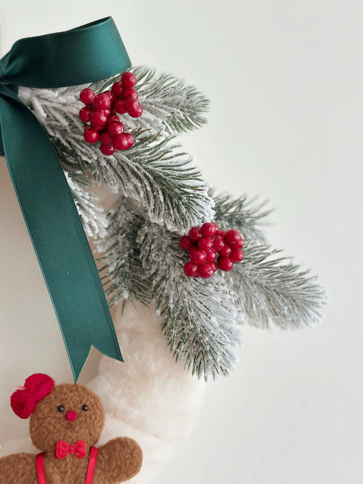 PRE-ORDER (17-23 Oct): Gingerbread Wonderland Wreath
