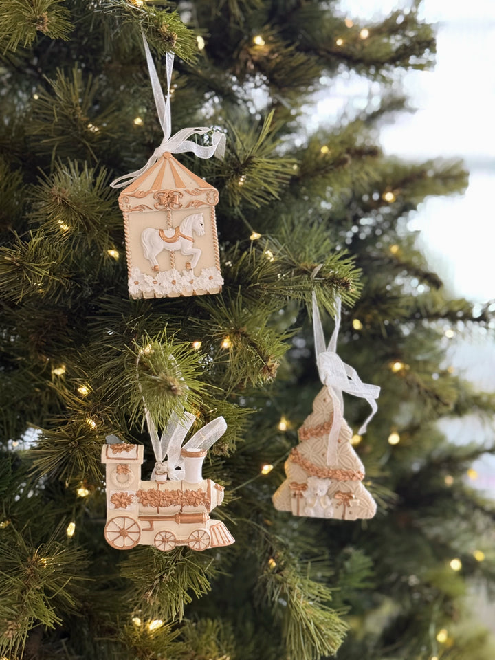 PRE-ORDER (19-23 Oct): Champagne Christmas Keepsake Ornament Collection (4 options)