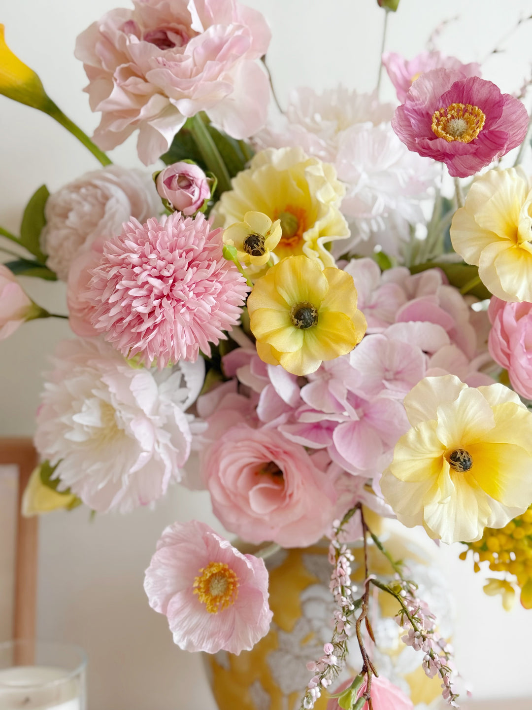 迎春纳福 Spring Blessings Bloom In The Vase (1-sided)