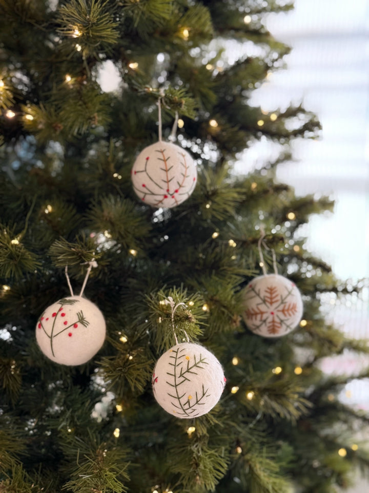 PRE-ORDER (19-23 Oct): Winter Botanicals Embroidered Felt Baubles (set of 4)