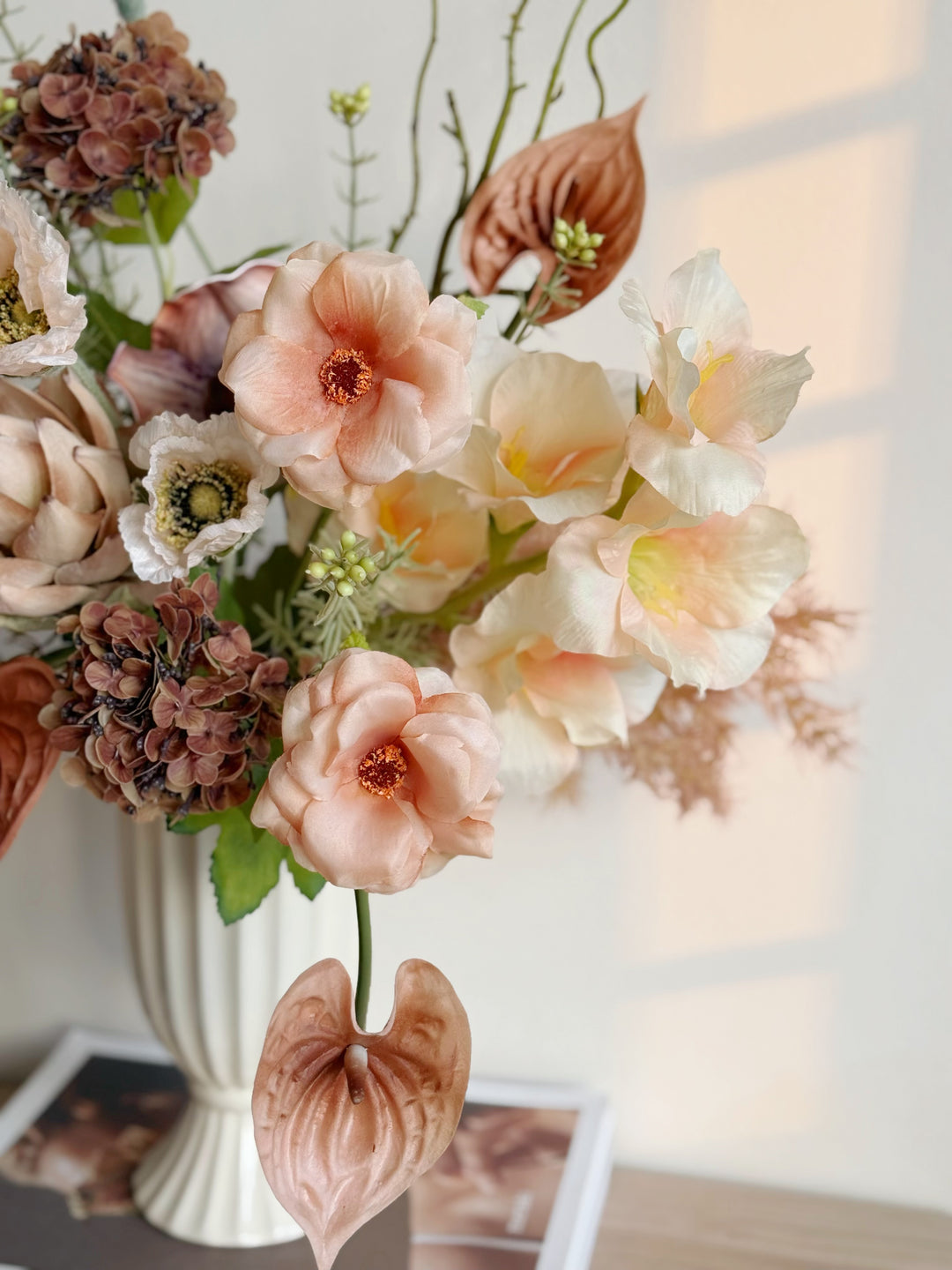 Clay Reverie Bloom in the Vase (1-sided)