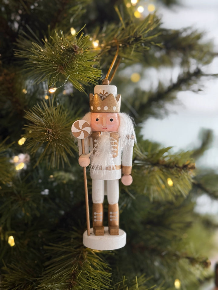 Winter Royale Nutcracker Set (set of 5)