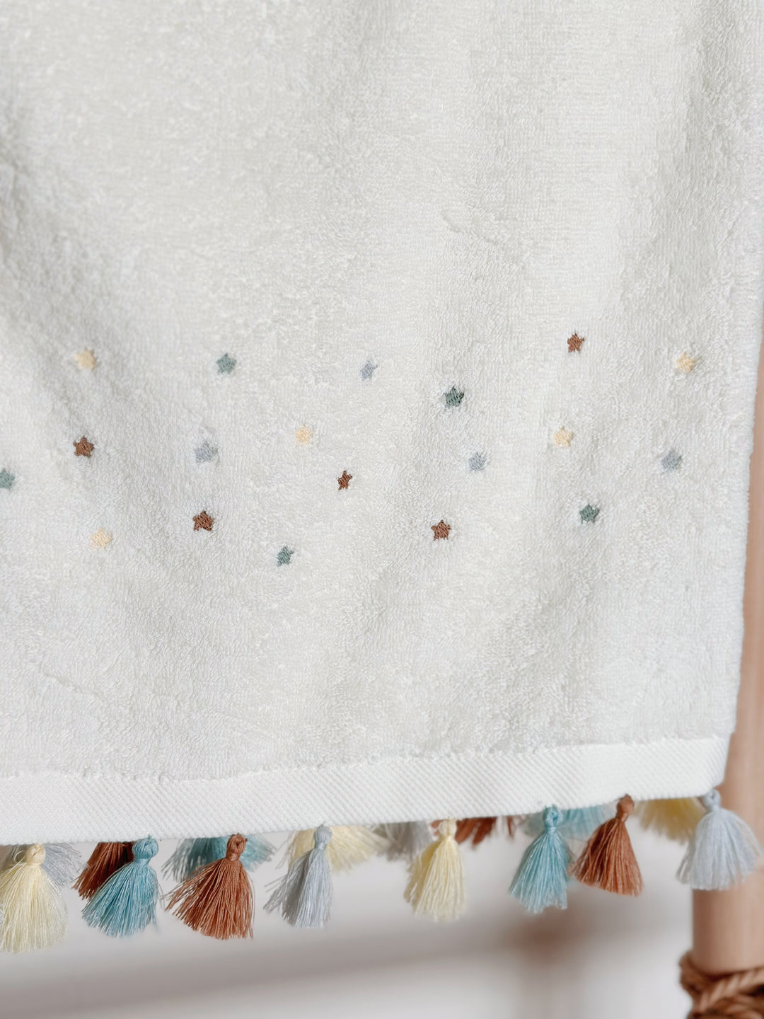 Earthy Stellar Tassel Cotton Bath Towel