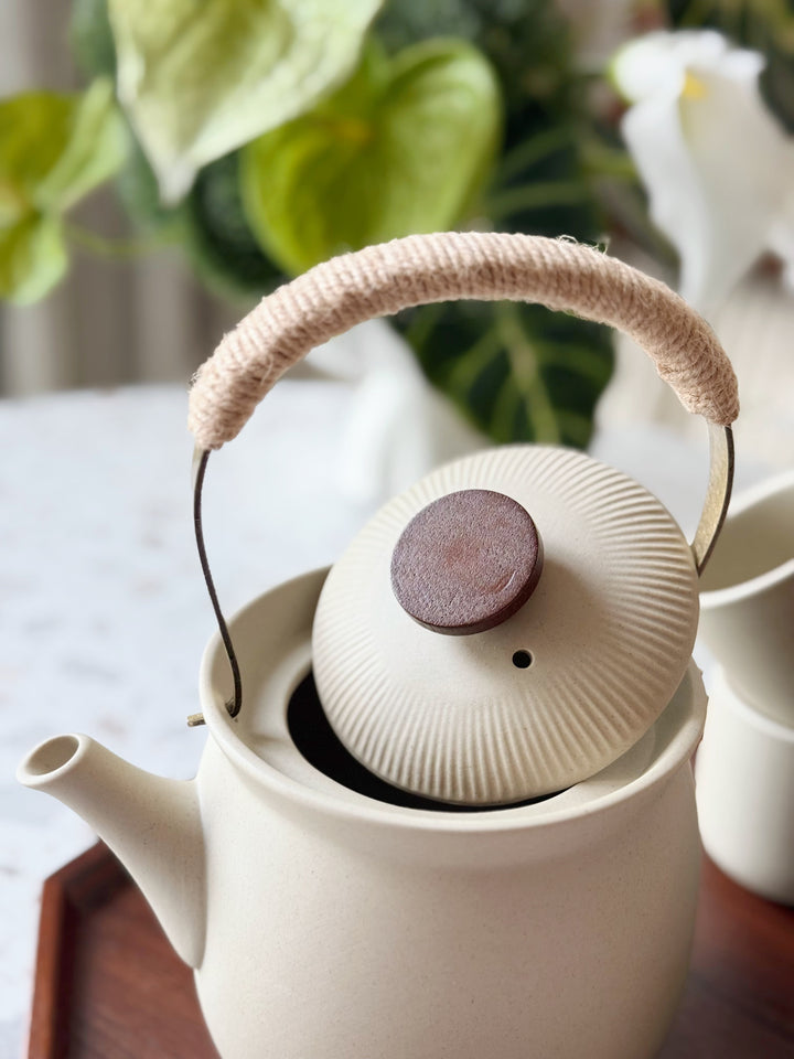 Hearth & Harvest Tea Set