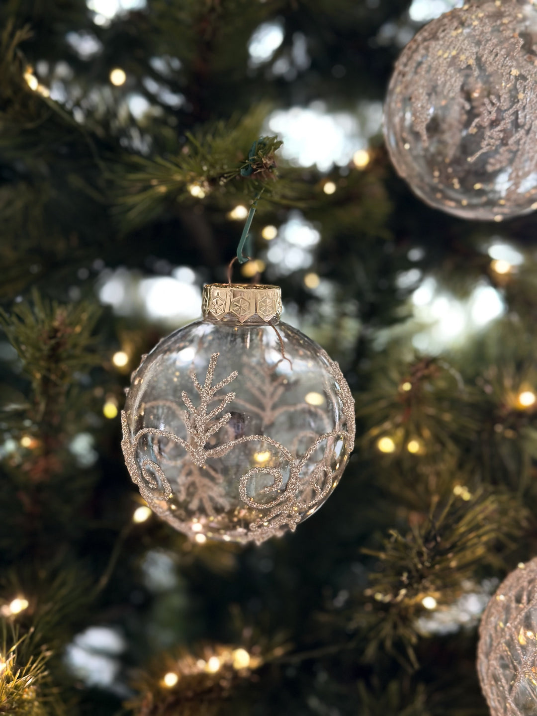 PRE-ORDER (17-23 Oct): Champagne Elegance 8cm Bauble Set (set of 9)