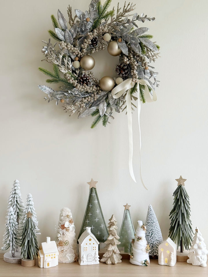 Festive Sparkle Wreath
