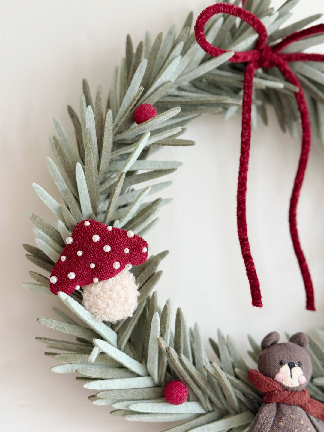 Beary Merry Christmas Wreath