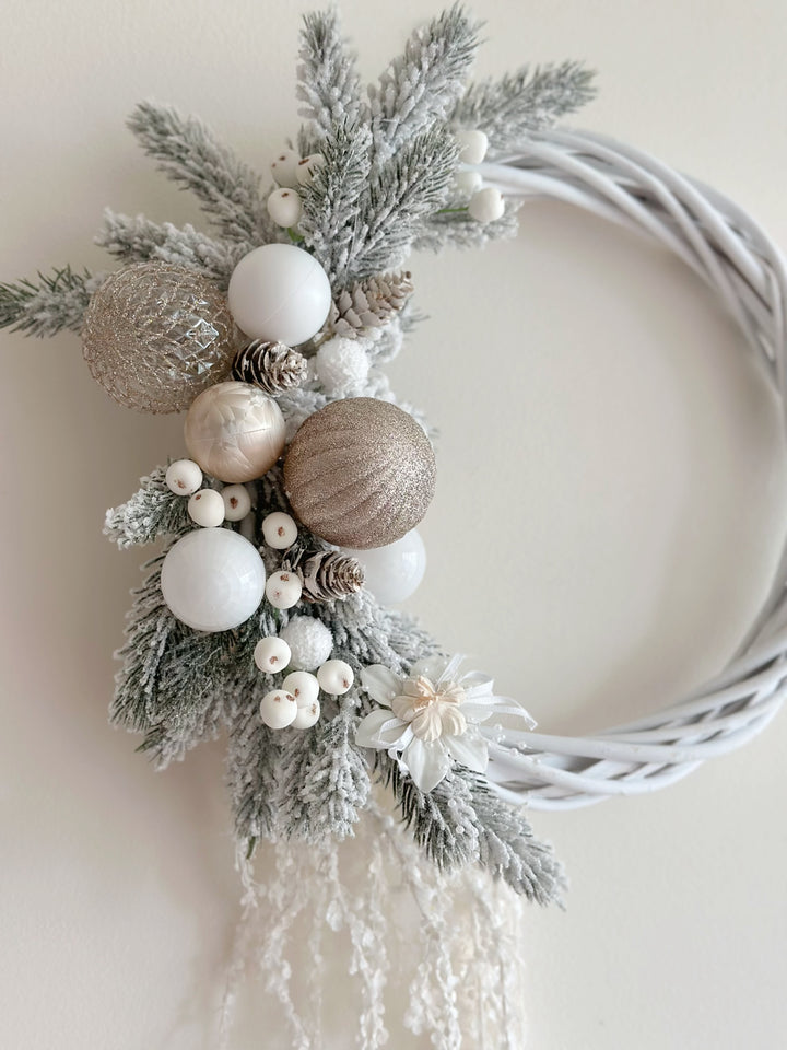 PRE-ORDER (14-20 Oct): Frosted Elegance Wreath