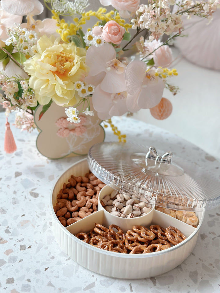 Silver Bow Plastic Serving Tray With Lid