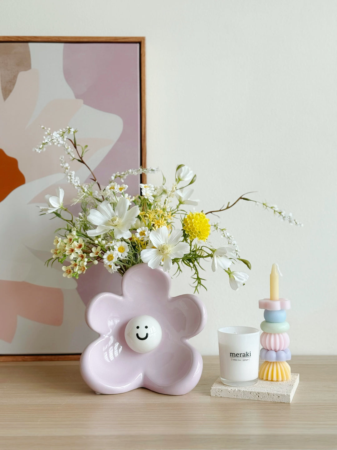 Buttercream Daisy Bloom in the Vase (1-sided)