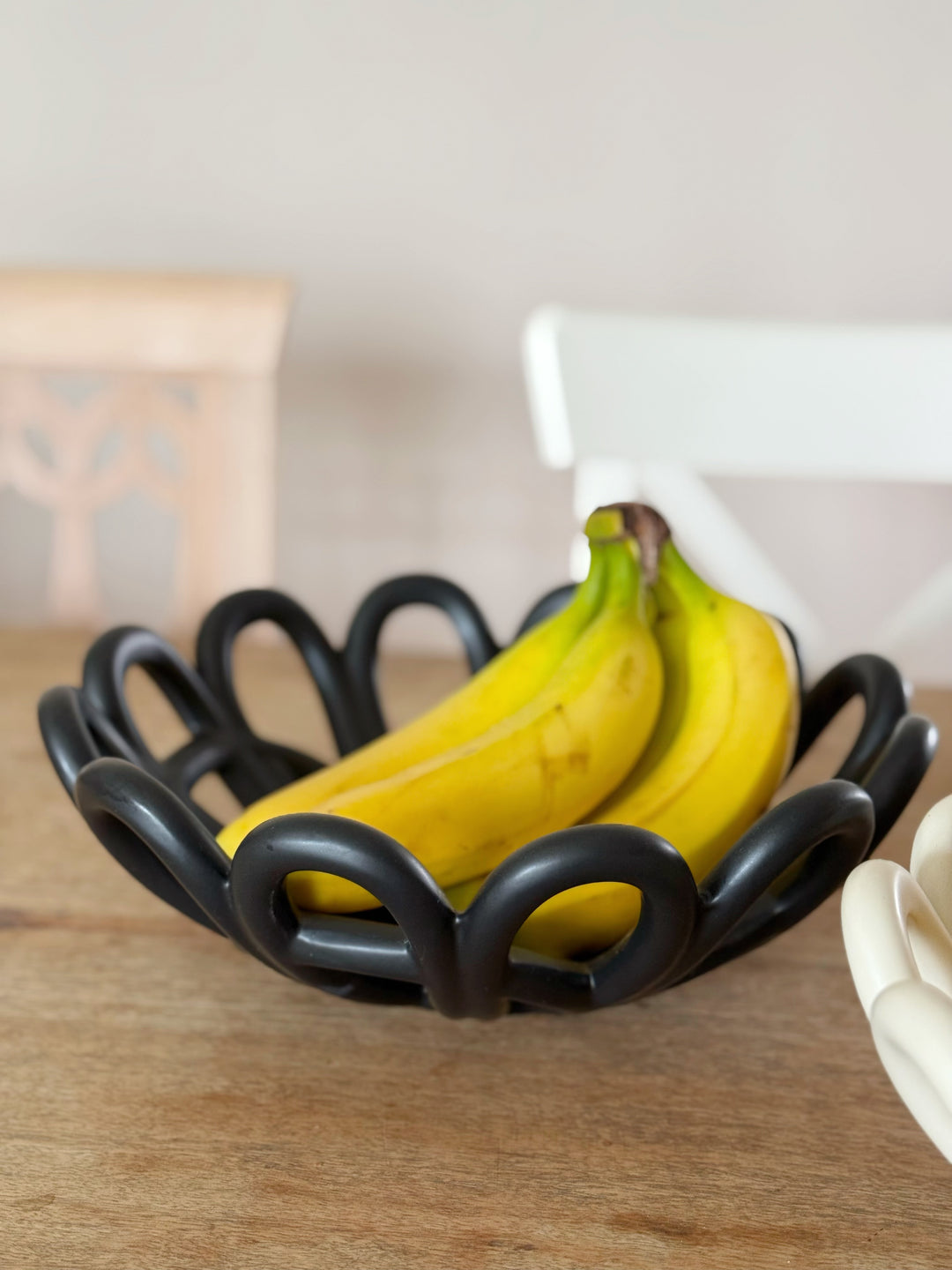 Bloom Loop Porcelain Basket (2 colours)