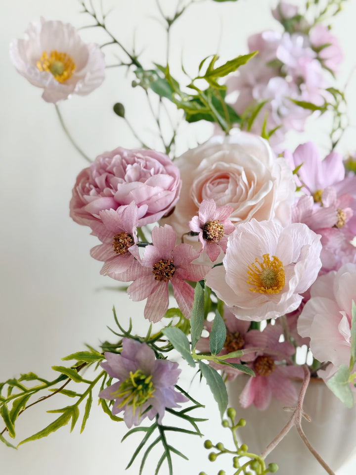 Blushing Garden Reverie In The Vase (1-sided)