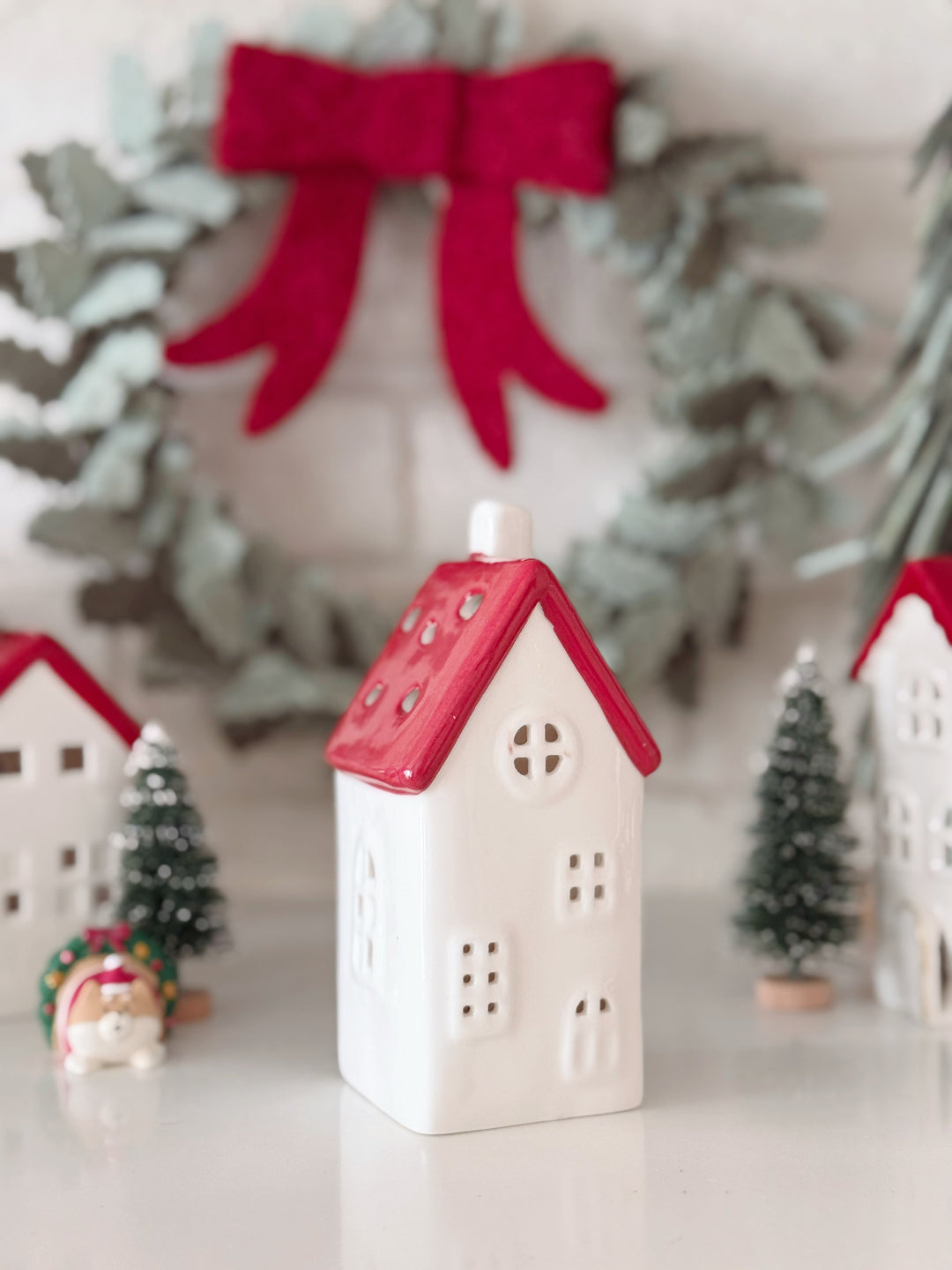 PRE-ORDER (26-30 Oct): Red Roof Light-Up Porcelain Village Collection (4 options)