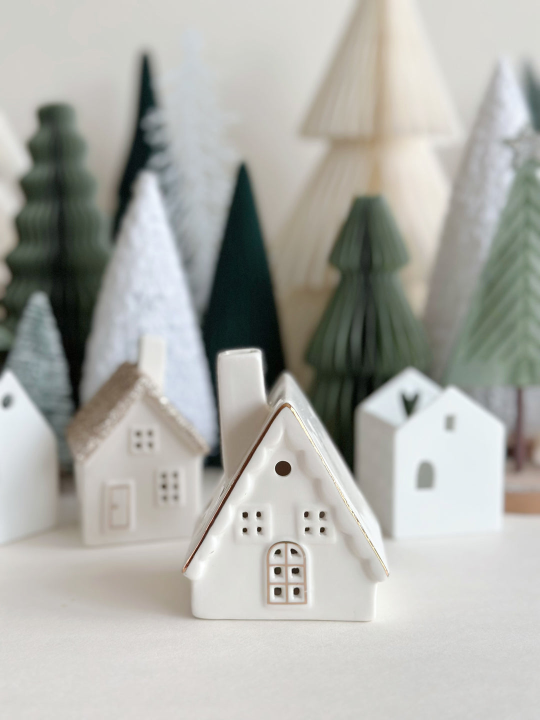 Cozy Glow Porcelain Cottage