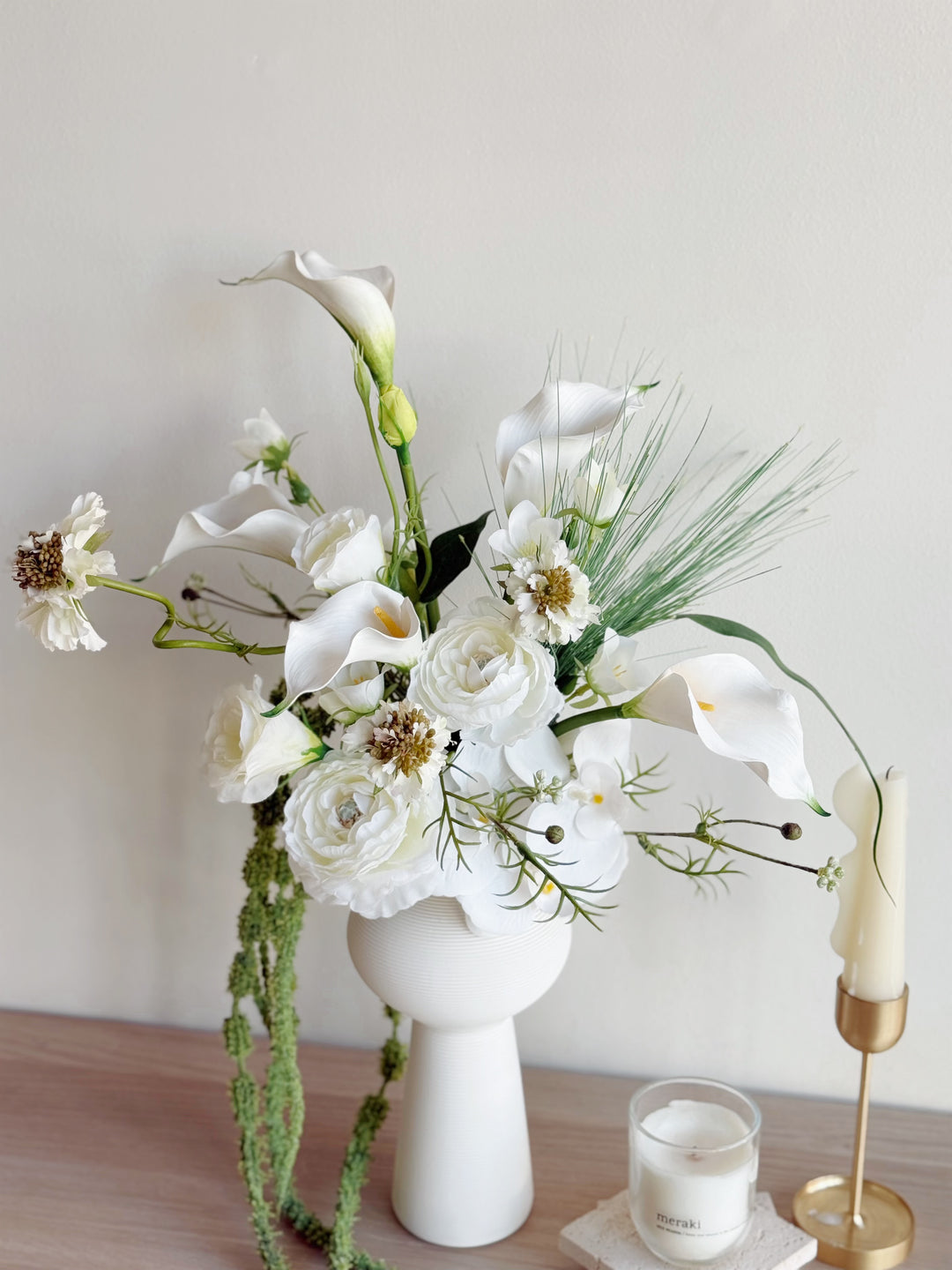 Whispering Calla Garden Bouquet (1-sided)