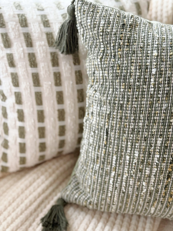 Verdant Weave Tassel Cushion Cover