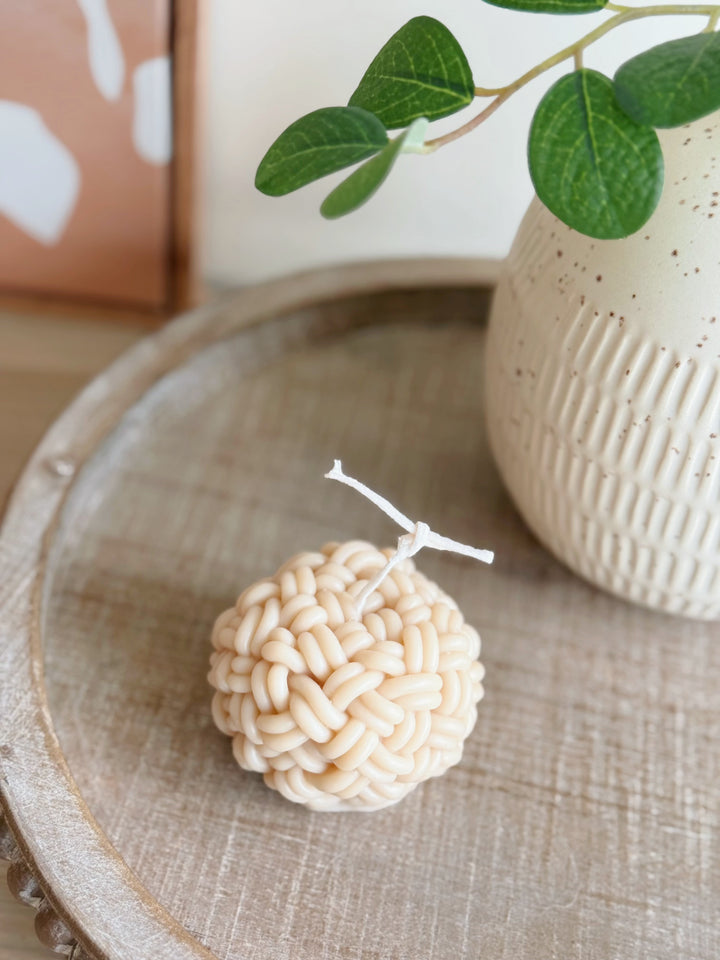Latte Woven Knot Candle