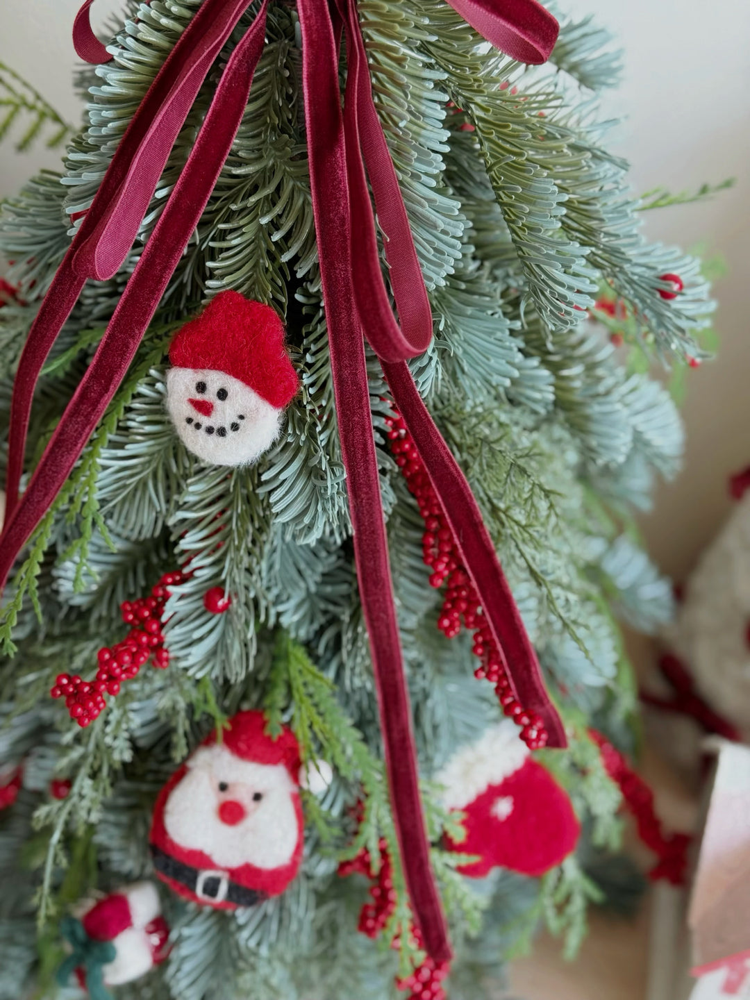 MADE-TO-ORDER: Merry Felt Tabletop Tree