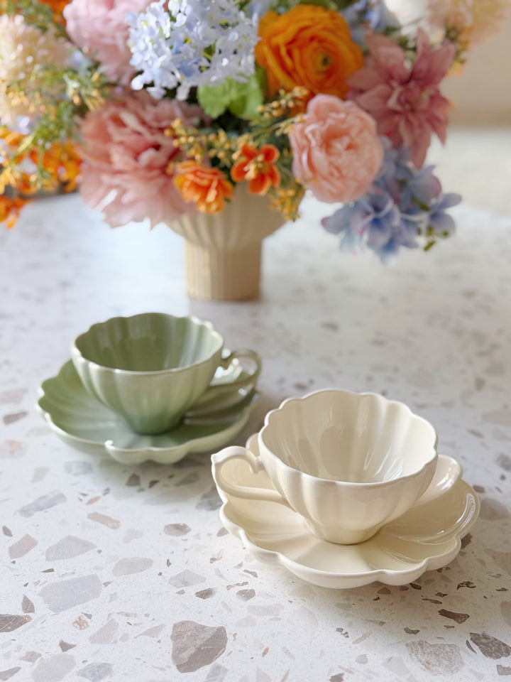 Blooming Petals Tea Set (2 colours)