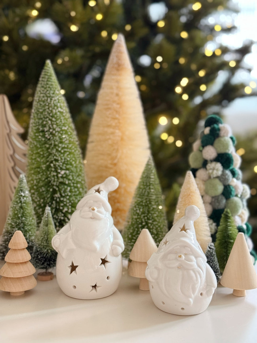 Golden Glow Santa Light (2 options)