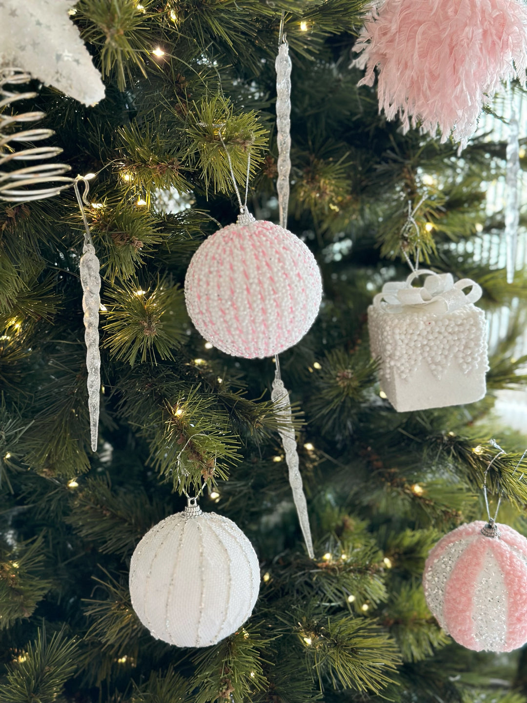 PRE-ORDER (20-25 Nov): Frosted Blush Christmas Ornament Set