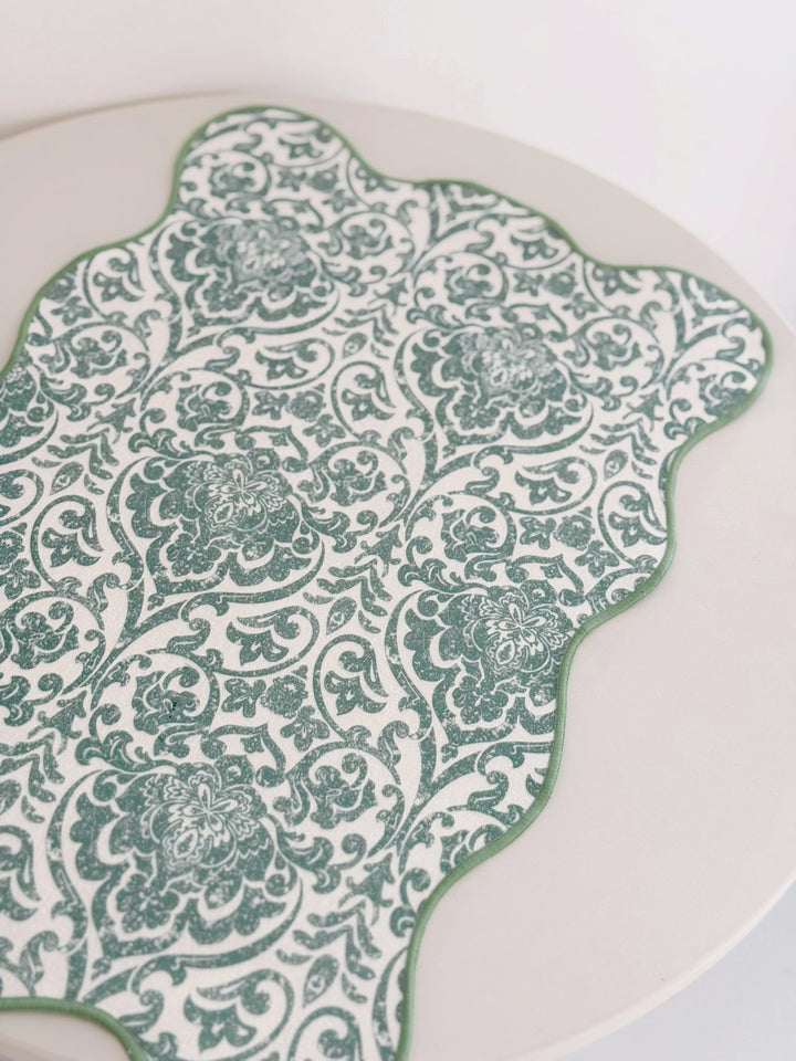Scallop Garden Fabric Placemat (5 colours)