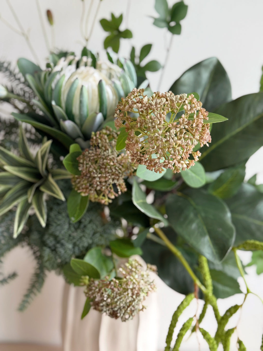 Botanical Rhythm in the Vase (1-sided)