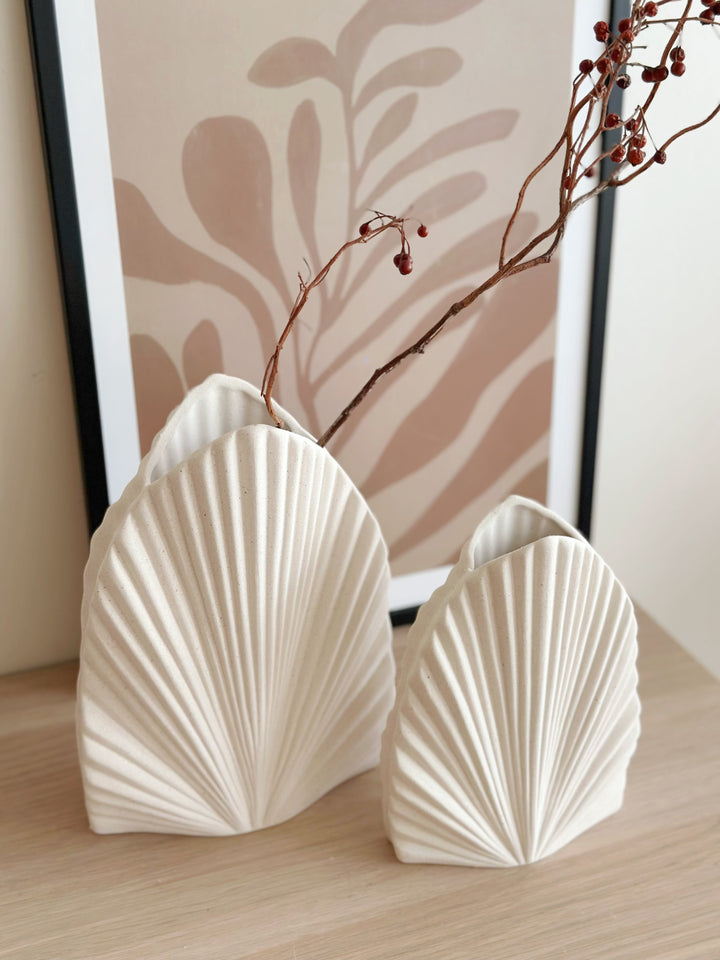 PRE-ORDER (13-19 May): Palm Radiance Duo Vases (set of 2)