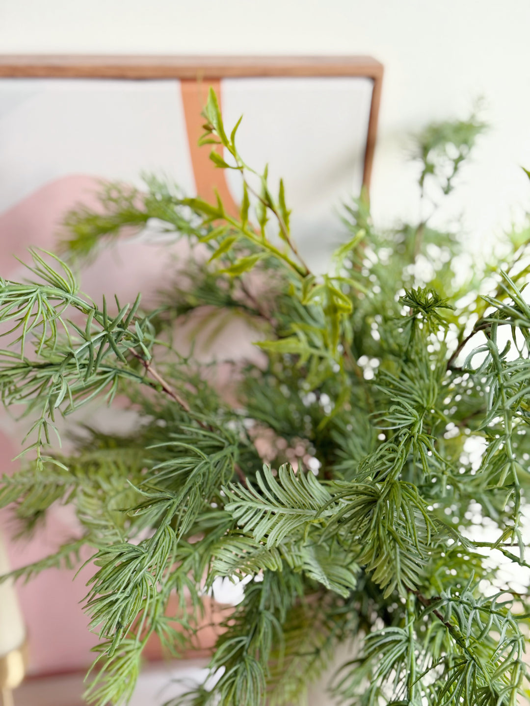 Verdant Drift Foliage in the Vase (all rounded)