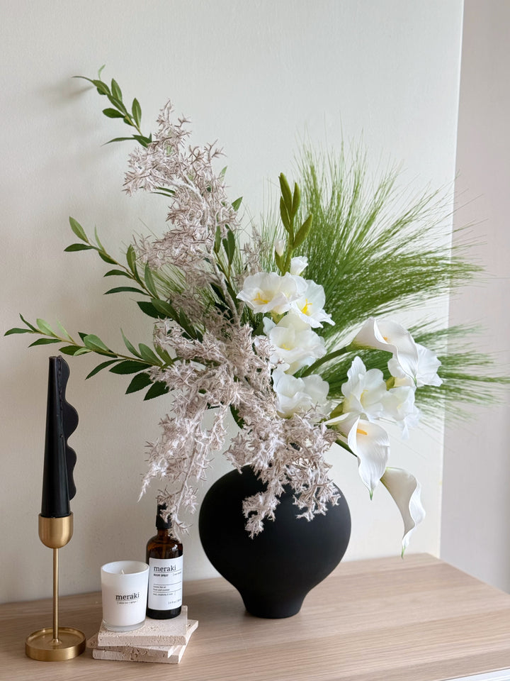 Verdant Veil in the Vase (1-sided)