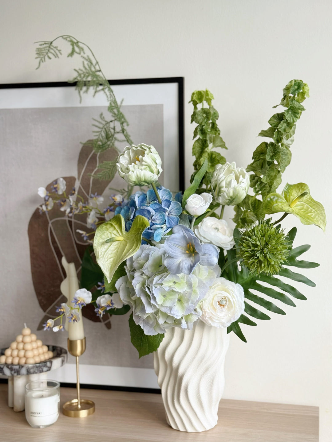 Azure Verdelle Bloom in the Vase (1-sided)
