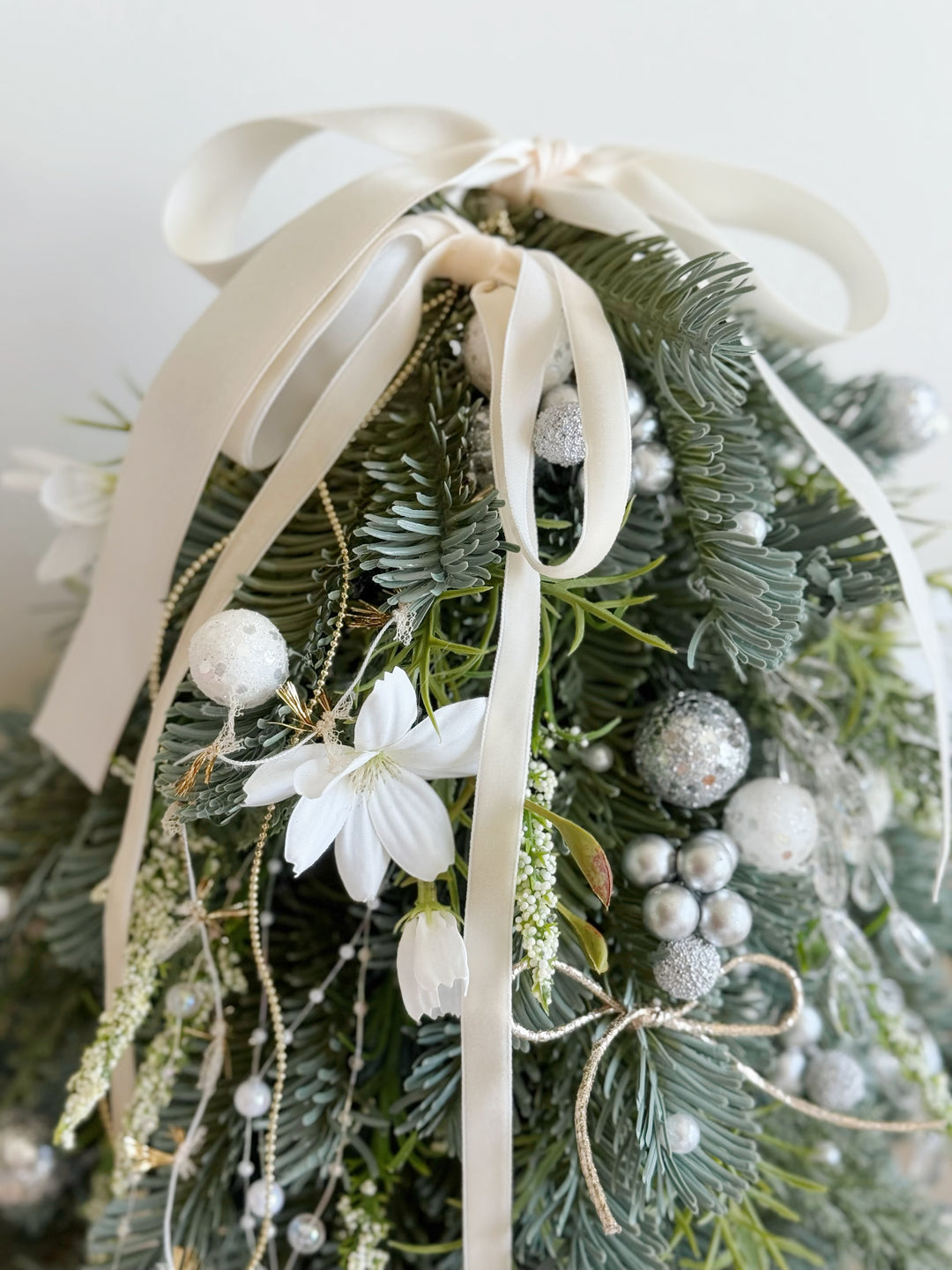 MADE-TO-ORDER: Snow Bloom Tabletop Tree