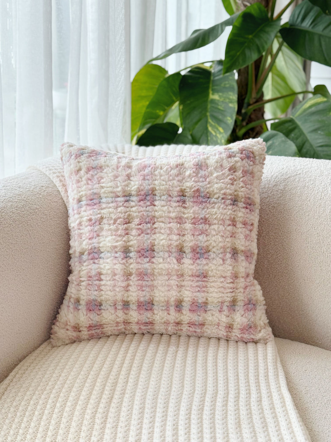 Blushloom Plush Check Cushion Cover