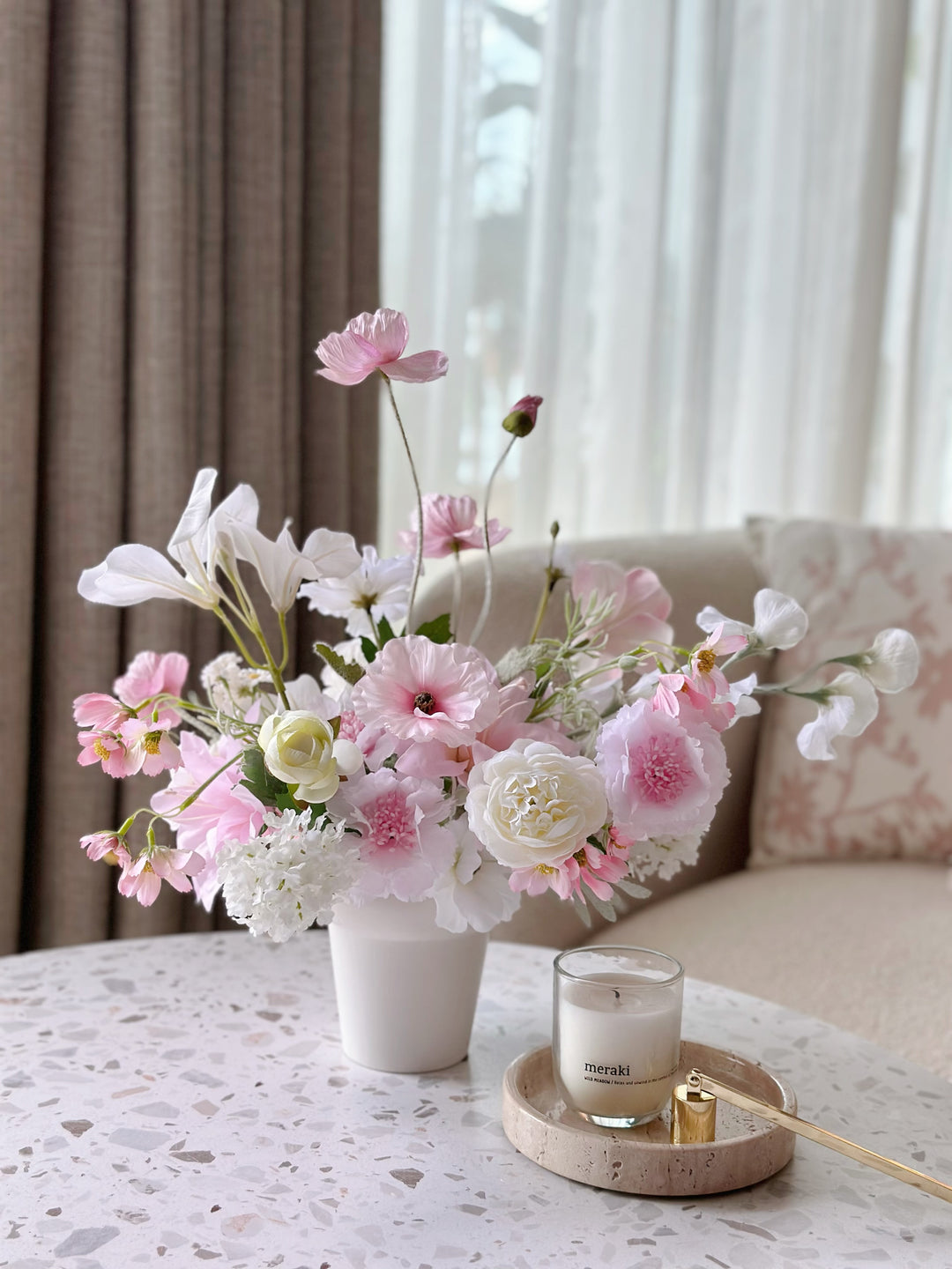 Soft Blush Symphony in the Pot (2-sided)